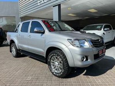 Toyota Hilux 2015, Manual, 3 litres - Grahamstown