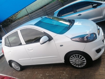 Used Hyundai i10 1.1 GLS Motion for sale in Gauteng
