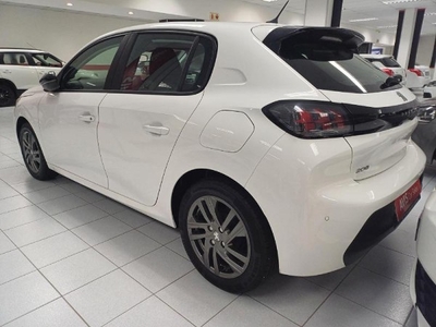 Used Peugeot 208 1.2 Active for sale in Eastern Cape