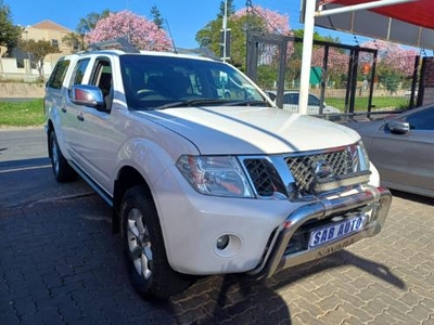 2014 Nissan Navara 2.5dCi double cab 4x4 LE auto For Sale in Gauteng, Johannesburg