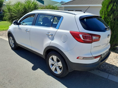 Kia Sportage. 2.0 Lit, Man. SUV