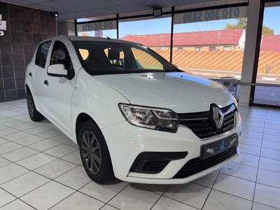 Used Renault Sandero 900T Expression (One Owner) for sale in Gauteng