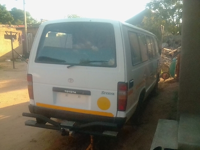 2008 Toyota HiAce 16seater has 3y engine