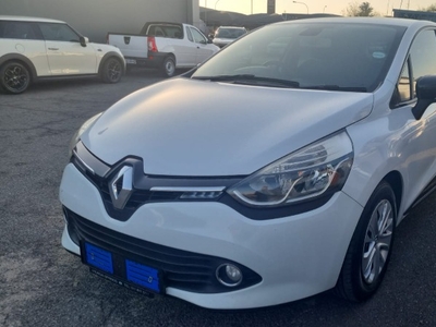 2015 Renault Clio Iv 900 T Expression 5dr (66kw) for sale