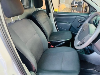 2019 Nissan NP200 1.6 A-C Safety Pack