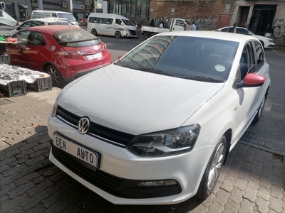 2019 Volkswagen Polo Vivo Hatch 1.6 Comfortline, White with 41000km available now!