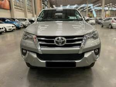 Toyota Fortuner 2018, Automatic, 2.8 litres - Butterworth