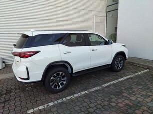 New Toyota Fortuner 2.4 GD