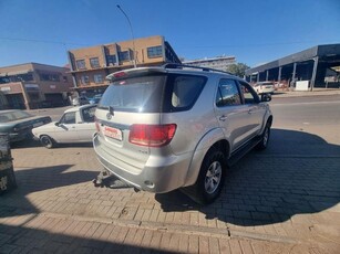 Used Toyota Fortuner 4.0 V6 4x4 for sale in North West Province