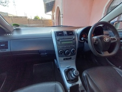 Toyota Corolla 2013, Manual, 1.6 litres - Durban