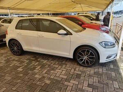 Volkswagen Golf 2019, Manual, 1 litres - Pietermaritzburg