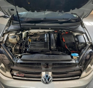 2013 Volkswagen Golf 1.4 TSI DSG. 147 200km