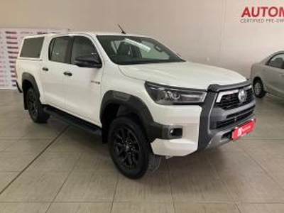 Toyota Hilux 2.8GD-6 double cab Legend manual