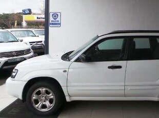 2004 Subaru Forester 2. 5 X A/T (MY02) White