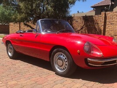 Alfa Romeo Spider 1975, Manual, 1 litres - Bloemfontein