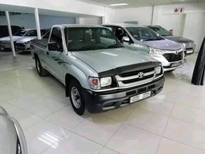 Toyota Hilux 2003, Manual, 2 litres - Nelspruit