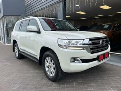 Toyota Land Cruiser 2017, Automatic - Cape Town