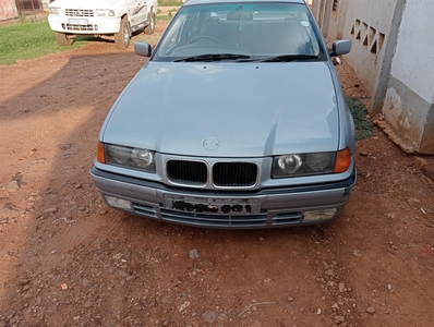 1998 BMW 316 in a very good condition
