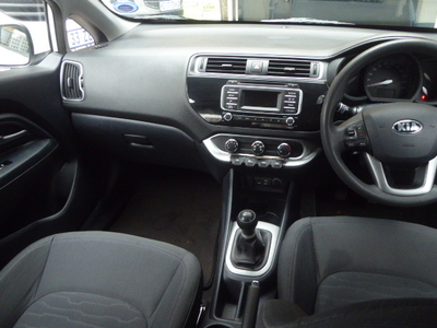 2014 Kia Rio 1.4 Hatch 87,000km Manual Cloth Seats, Well Maintained WHITE