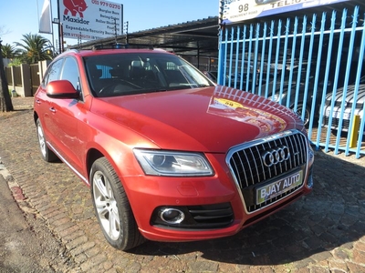 2015 Audi Q5 2.0 TDI Quattro S Tronic, Red with 88000km available now!
