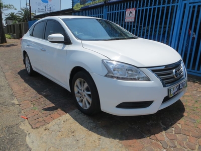 2015 Nissan Sentra 1.6 Acenta, White with 89000km available now!