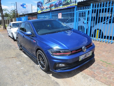 2018 Volkswagen Polo 2.0 TSI GTI DSG, Blue with 101000km available now!