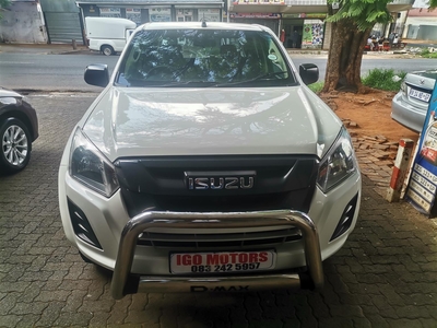 2019 Isuzu kb250 D-max Double Cab Manual 52000km Mechanically perfect wit S Book