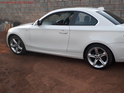 BMW 1 SERIES, 2012 MODEL, CENTRAL LOCK, POWER STEERING, SUNROOF, LEATHER SEATS,