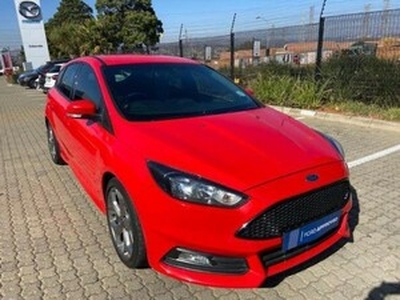 Ford Focus 2015, Manual, 2 litres - Cape Town
