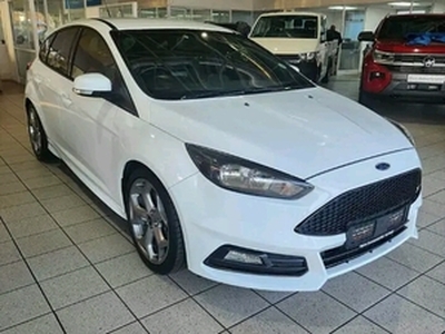 Ford Focus ST 2017, Manual, 2 litres - Mabopane