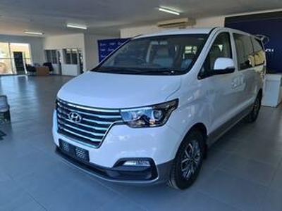 Hyundai H-1 2019, Automatic, 2.5 litres - Port Elizabeth