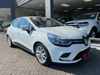 Renault Clio 2018, Manual, 0.9 litres - Newcastle