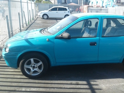 Selling my opel corsa 1.3 fuel injector