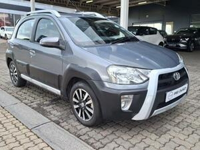 Toyota Echo 2015, Manual, 1.5 litres - Emalahleni