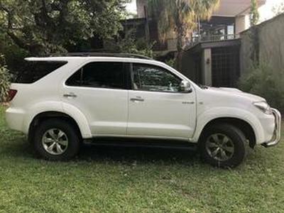 Toyota Fortuner 2007, Manual, 3 litres - Brits