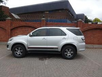 Toyota Fortuner 2013, Automatic - Cape Town
