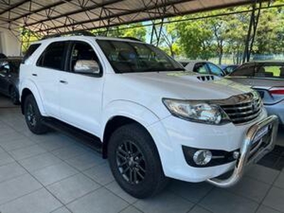 Toyota Fortuner 2014, Automatic, 3 litres - Bethal