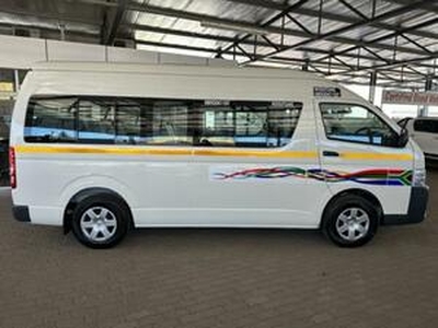 Toyota Hiace 2022, Manual, 2.7 litres - Springs