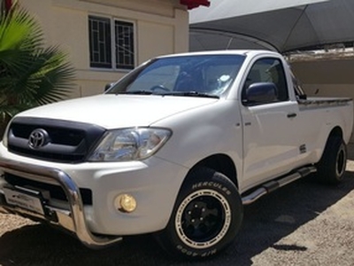 Toyota Hilux 2012, Manual, 2 litres - Durban
