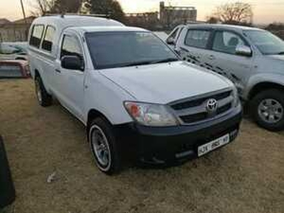 Toyota Hilux 2013, Manual, 2.4 litres - Mosselbay
