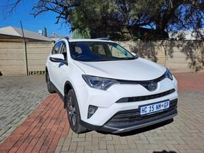 Toyota RAV4 2017, Manual, 2 litres - Mooreesburg