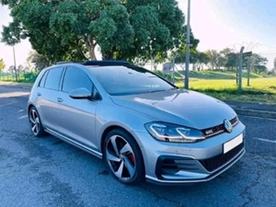 Volkswagen Golf GTI 2017, Automatic, 2 litres - George