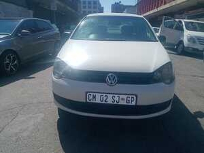 Volkswagen Polo 2014, Manual, 1.4 litres - Johannesburg