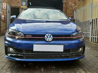 Volkswagen Polo GTI 2017, Manual, 1.2 litres - Blancheville