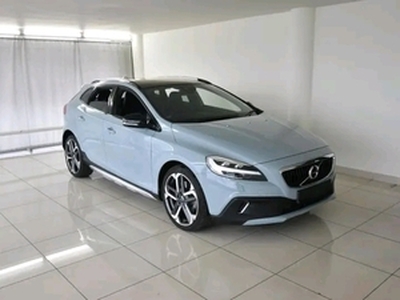 Volvo V40 2019, Automatic, 1.4 litres - Cape Town