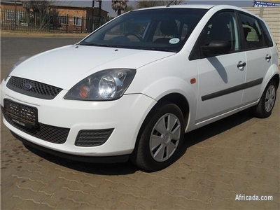 2007 Ford Fiesta 1. 4 Trend 5-dr MINT COND CONTACT 0760381312