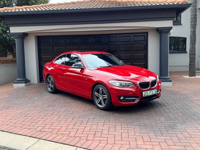 2015 BMW 2 Series 220i Coupe Sport Sports-Auto For Sale
