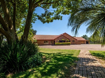 House For Sale in Benoni North