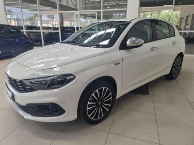 New Fiat Tipo 1.4 Life 5