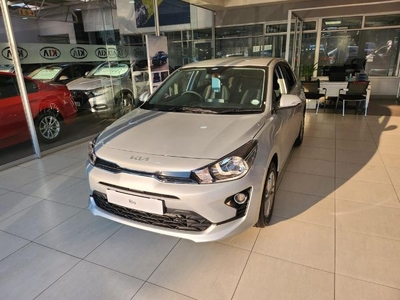 New Kia Rio 1.4 LS 5